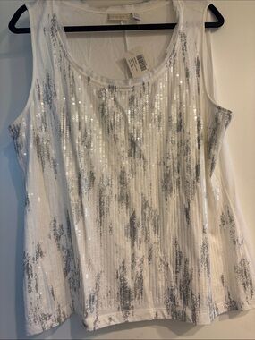 Chico’s Fabulous Find Tank in Optic White with Sequin Accent Sz 3 Retail$79